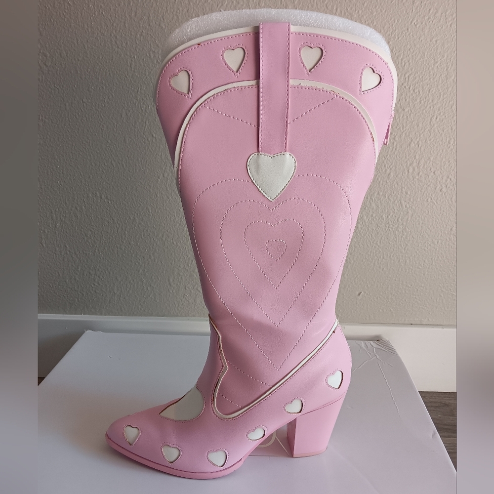 Chic Pink Heart-Patterned Boots - Picture 3 of 16